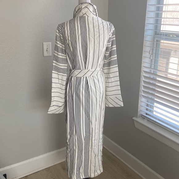 JONATHAN SIMKHAI /Ecru Side Button Duster - Picture 9 of 9